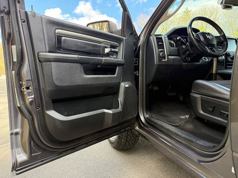 Used 2017 RAM 1500 Sport w/ Convenience Group AWD/4WD image 12