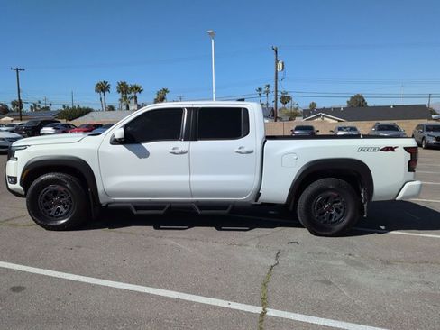 Used 2025 Nissan Frontier PRO-4X w/ Pro Convenience Package image 9