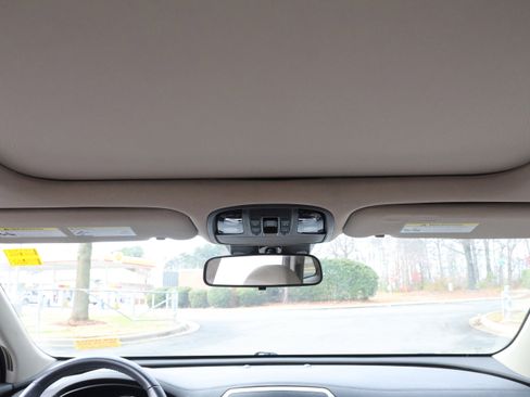 Used 2020 Kia Sorento EX image 31