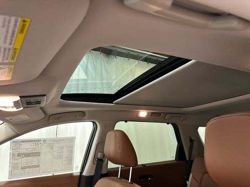 New 2026 Nissan Pathfinder Platinum image 5