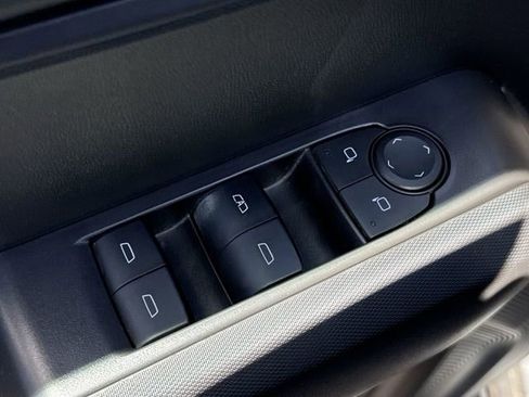 Used 2024 Chevrolet Colorado Trail Boss w/ Technology Package image 25