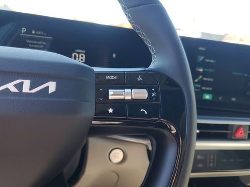 New 2026 Kia Sorento S w/ S Panoramic Sunroof Package image 19