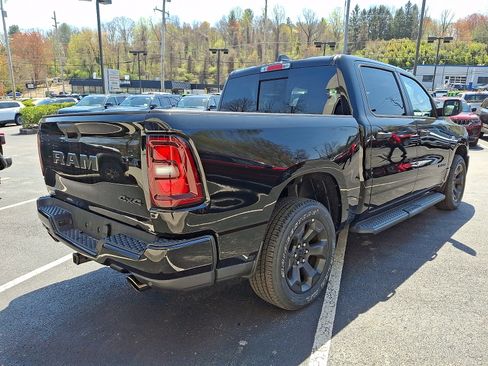 New 2026 RAM 1500 Express AWD/4WD image 3