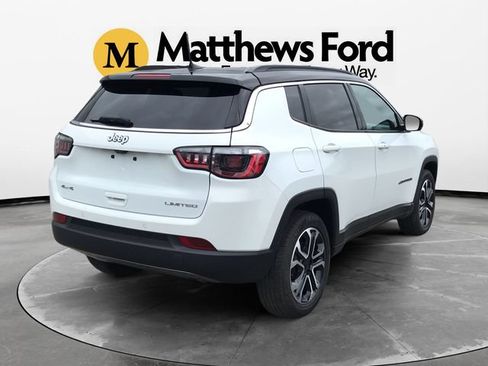 Used 2024 Jeep Compass Limited AWD/4WD image 5