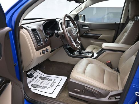 Used 2018 GMC Canyon SLT w/ Driver Alert Package image 8