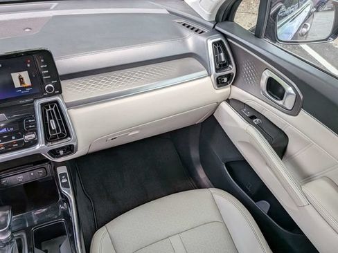 Used 2023 Kia Sorento SX FWD image 21