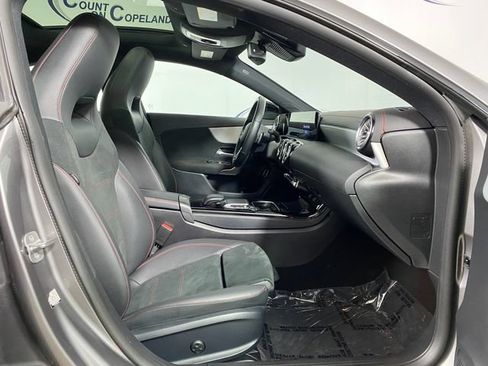 Used 2023 Mercedes-Benz CLA 250 4MATIC image 8