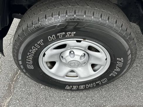 Used 2022 Toyota Tacoma SR w/ SR Convenience Package RWD image 24