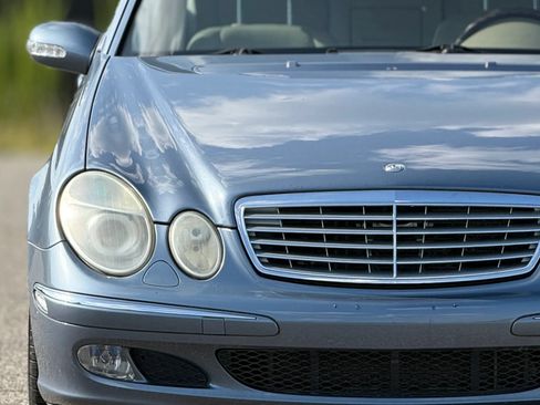 Used 2004 Mercedes-Benz E 500 4MATIC Sedan image 11