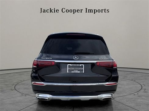 Used 2021 Mercedes-Benz Maybach GLS 600 4MATIC image 4