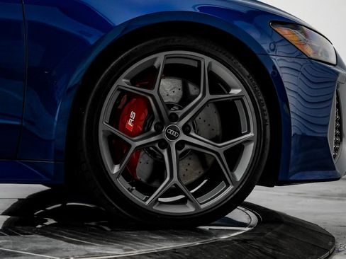 Used 2024 Audi RS 7 Performance w/ Executive Package image 95