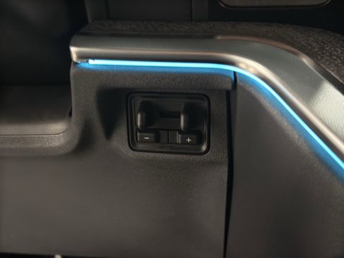 New 2026 Ford Expedition Tremor image 12