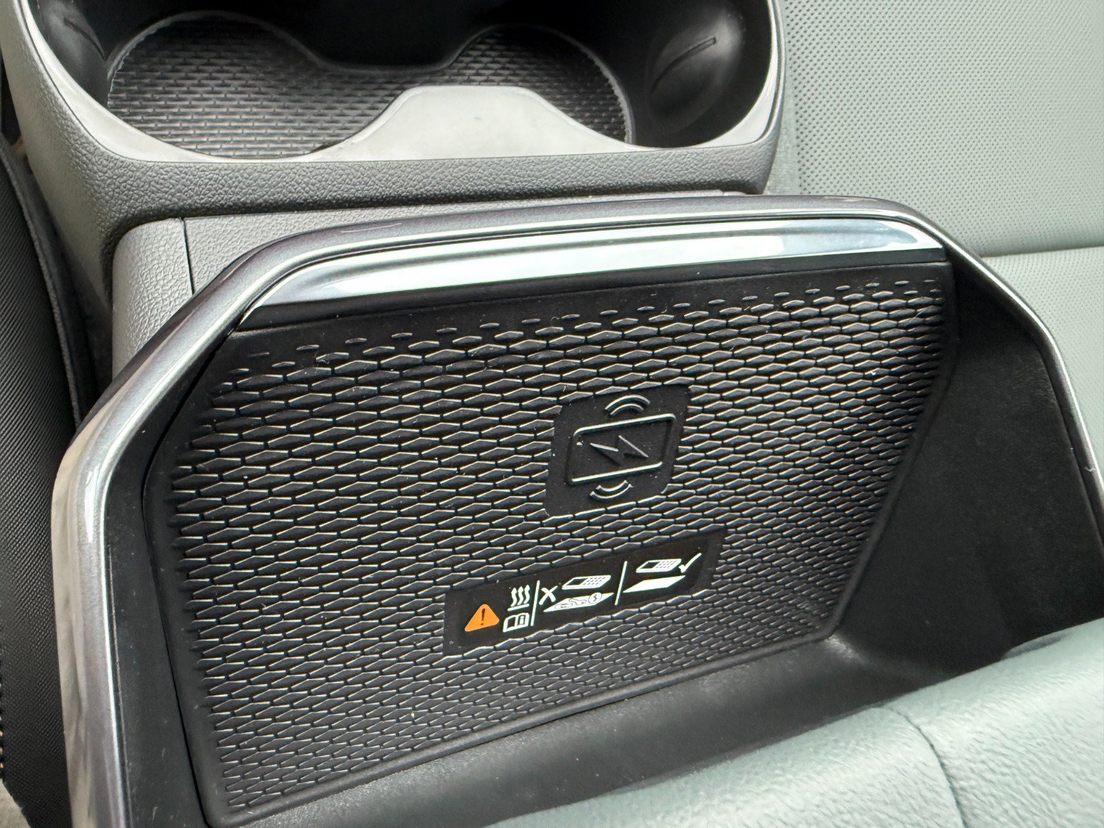 New 2027 GMC Terrain AT4 AWD/4WD image 32