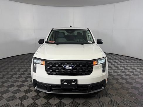 Used 2025 Ford Maverick XLT w/ Equipment Group 302A AWD/4WD image 4