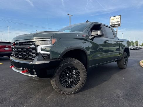 New 2026 Chevrolet Silverado 1500 ZR2 image 1