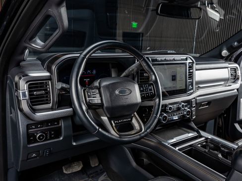 Used 2024 Ford F350 Platinum image 16
