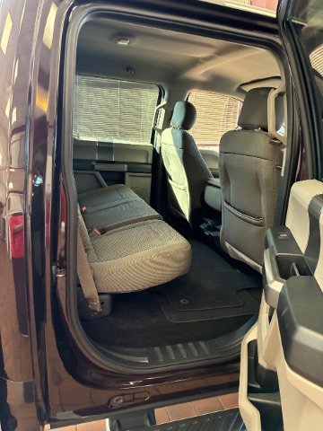 Used 2018 Ford F150 XLT w/ Equipment Group 302A Luxury AWD/4WD image 25