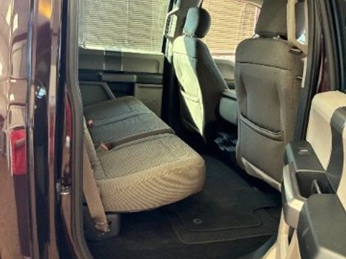 Used 2018 Ford F150 XLT w/ Equipment Group 302A Luxury AWD/4WD image 25
