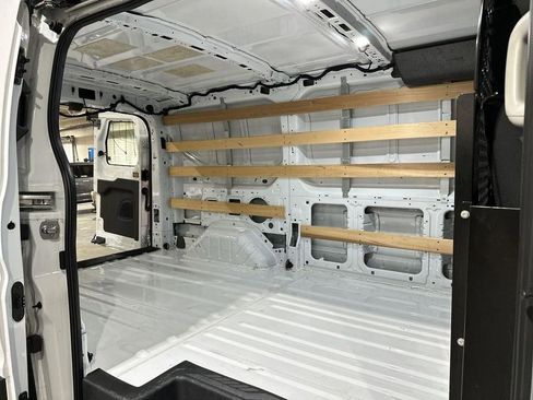 Used 2024 Ford Transit 250 Low Roof w/ Exterior Upgrade Package RWD image 32