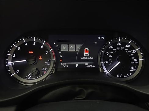 Used 2023 Toyota Highlander XLE image 19