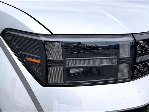 Used 2025 Hyundai Santa Fe Calligraphy image 30