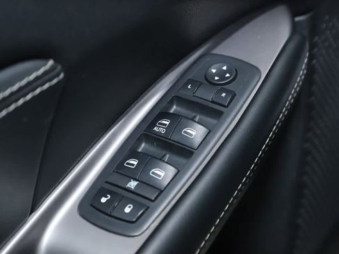 Used 2017 Dodge Journey Crossroad w/ Popular Equipment Group image 17