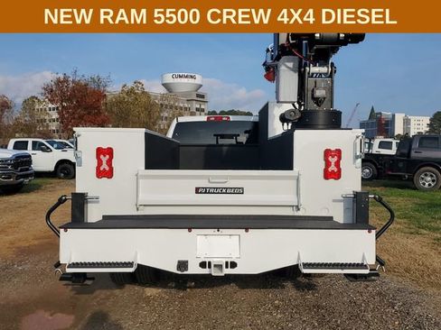 New 2025 RAM 5500 Tradesman AWD/4WD image 21