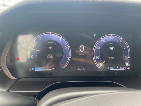 Used 2025 Jeep Grand Cherokee L Limited w/ Black Appearance Package image 26