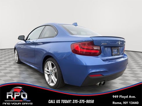 Used 2017 BMW 230i xDrive Coupe image 3