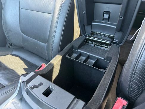 Used 2015 Ford Explorer Limited w/ Equipment Group 301A FWD image 18