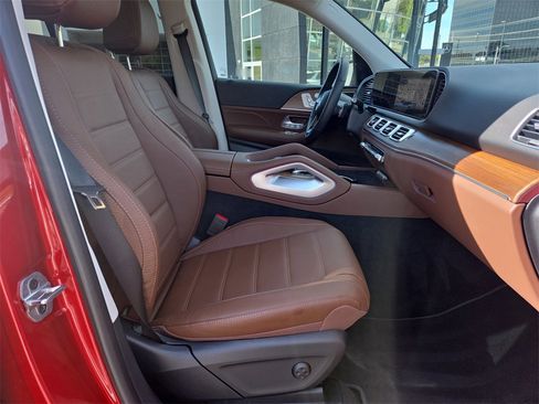 Certified 2025 Mercedes-Benz GLE 450e 4MATIC image 16