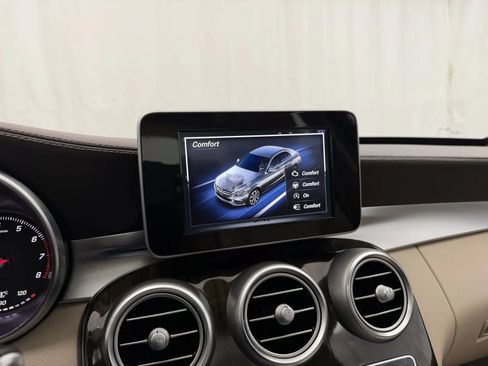 Used 2017 Mercedes-Benz C 300 4MATIC Sedan image 19