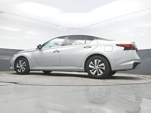 Used 2021 Nissan Altima 2.5 S FWD image 36