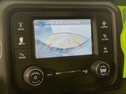 Used 2019 Jeep Wrangler Unlimited Sport S AWD/4WD image 14