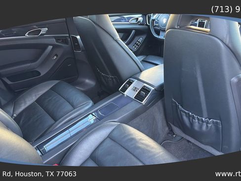 Used 2013 Porsche Panamera image 30
