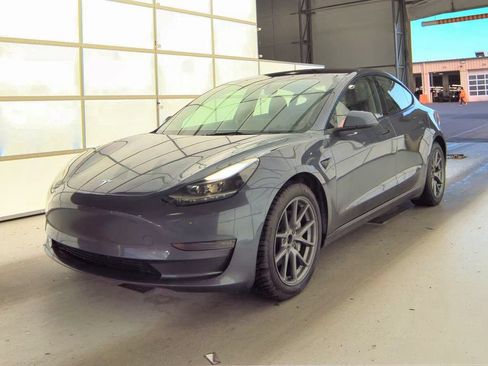 Used 2023 Tesla Model 3 Long Range AWD/4WD image 2
