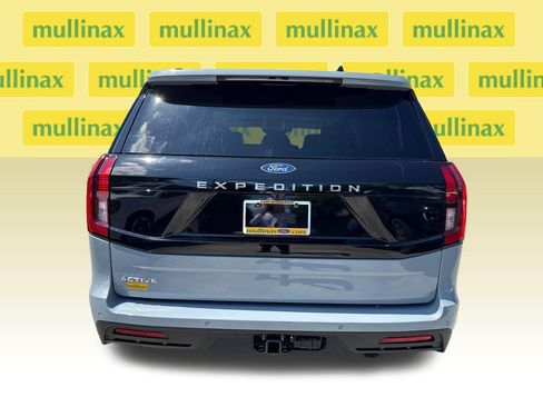 New 2026 Ford Expedition Active RWD image 14