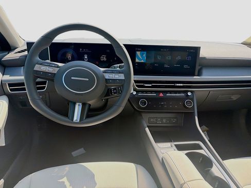 New 2026 Hyundai Sonata SEL FWD image 15