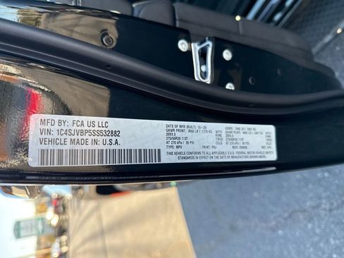 New 2025 Jeep Wagoneer Series II image 24