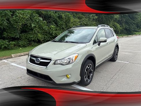 Used 2015 Subaru Crosstrek 2.0i Limited w/ Popular Package #2 AWD/4WD image 1