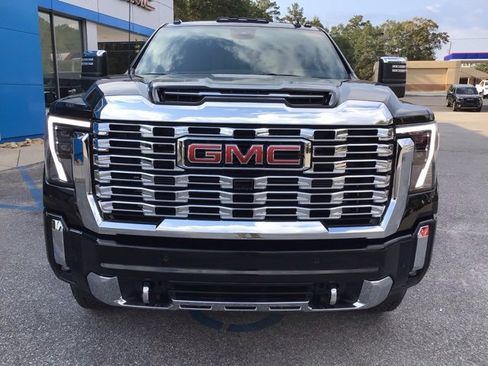 New 2026 GMC Sierra 2500 Denali w/ Denali Reserve Package image 6