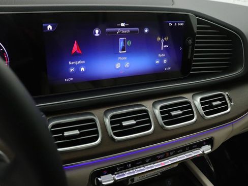 New 2026 Mercedes-Benz GLE 350 4MATIC image 5