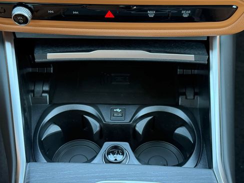 New 2026 BMW 330i xDrive Sedan w/ M Sport Package image 27