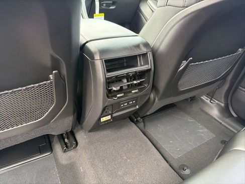 New 2026 Jeep Grand Cherokee Altitude AWD/4WD image 9