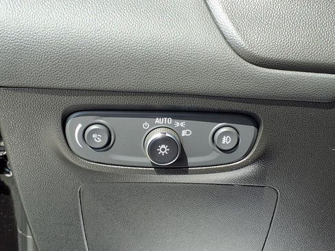 Used 2023 Buick Encore GX Preferred w/ Cold Weather Comfort Package image 16