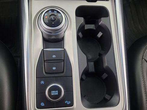 Used 2021 Ford Explorer XLT w/ Equipment Group 202A image 26