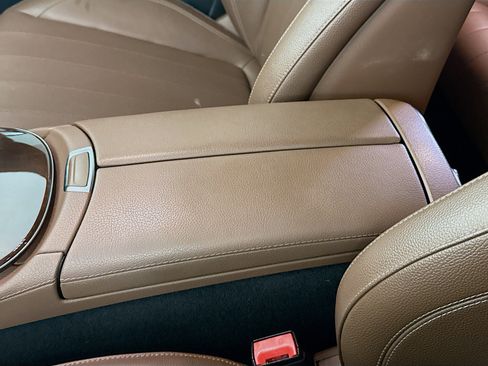 Used 2022 Mercedes-Benz E 350 Sedan w/ AMG Line Exterior image 18
