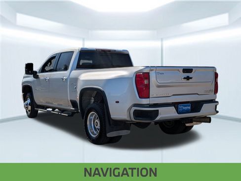 Used 2022 Chevrolet Silverado 3500 High Country w/ LPO, Hitch Package image 4