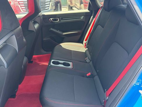 Used 2025 Honda Civic Type R image 12