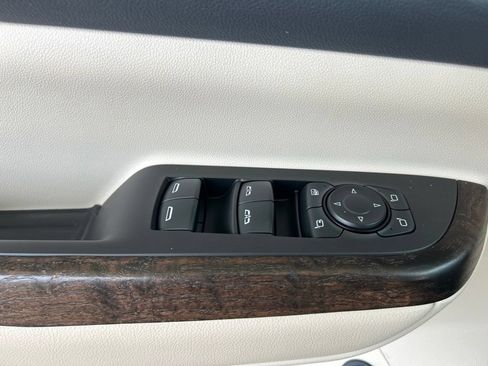 Used 2021 GMC Acadia Denali w/ Denali Technology Package FWD image 28